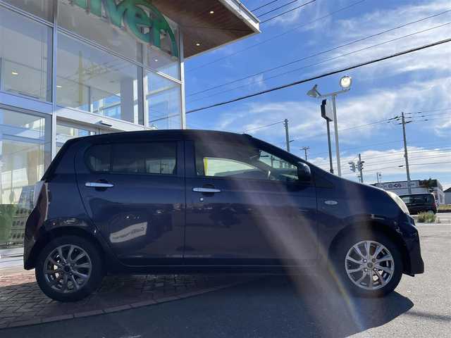 スバル プレオ プラス LA スマートアシストα 道央・札幌 2015(平27)年 4.6万km アーバンナイトブルークリスタルメタリック 登録時走行距離45817km/ワンオーナー/　４　W　D　/社外オーディオ（CD/DVD/FM/AM/USB)/バックカメラ/アイドリングストップ/ドアバイザー/ETC/スペアキー×１/ドライブレコーダー（前方）/純正フロアマット/横滑り防止装置/盗難防止装置/衝突軽減ブレーキ/ヘッドライトレベライザー/電動格納ミラー/バニティミラー/積込冬タイヤ/（純正AW/155/65/R14/23年製/溝7ｍｍ）/冬ワイパー