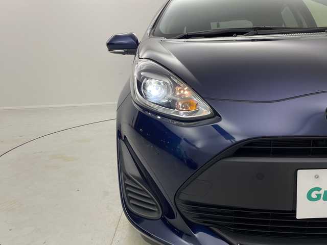 トヨタ アクア S スタイルブラック 茨城県 2020(令2)年 2.8万km ダークブルーマイカ 純正ナビ　フルセグTV　Bluetooth　全方位カメラ　衝突軽減ブレーキ　レーンキープアシスト　オートハイビーム　LEDヘッドランプ　コーナーセンサー　シートヒーター　スマートキー　ETC