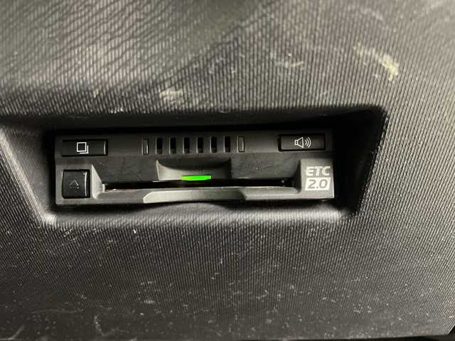 トヨタ アクア S スタイルブラック 茨城県 2020(令2)年 2.8万km ダークブルーマイカ 純正ナビ　フルセグTV　Bluetooth　全方位カメラ　衝突軽減ブレーキ　レーンキープアシスト　オートハイビーム　LEDヘッドランプ　コーナーセンサー　シートヒーター　スマートキー　ETC