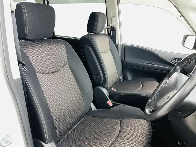 日産 セレナ ハイウェイスター Sハイブリッド 福島県 2013(平25)年 5.2万km ナイトベールパープル エマージェンシーブレーキ /・車線逸脱警報　/・踏み間違い衝突防止アシスト/社外ナビゲーション/・型式：AVN-G03/・TV/CD/DVD/AM・FM/USB/・バックカメラ/・ETC/プッシュスタート/・スマートキー/クルーズコントロール/フリップダウンモニター/電動格納ウィンカーミラー/ドアバイザー/フロアマット