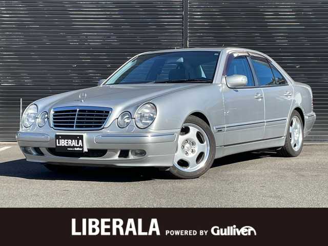 メルセデス・ベンツ Ｅ４３０ アバンギャルド 静岡県 2000(平12)年 4.2万km ブリリアントシルバー サンルーフ/レザーシート/純正ナビ/(CD/AM/FM/AUX)/クルーズコントロール/メモリー付パワーシート/シートヒーター/キーレスキー/ETC/純正フロアマット/純正17インチアルミホイール/保証書/取扱説明書/スペアキー