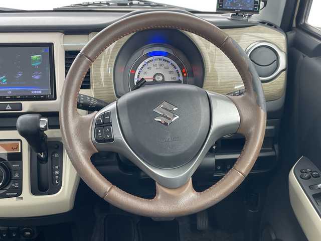 スズキ ハスラー ワンダラー 愛知県 2019(平31)年 4.5万km シフォンアイボリーメタリック/ウッディブラウン2トーンルーフ スズキセーフティサポート/全方位カメラ/純正8型ナビ/シートヒーター/ルーフレール/レーンキープアシスト/衝突軽減システム/フルセグ/CD DVD/Bluetooth/ステアリングスイッチ/スマートキー/プッシュスタート