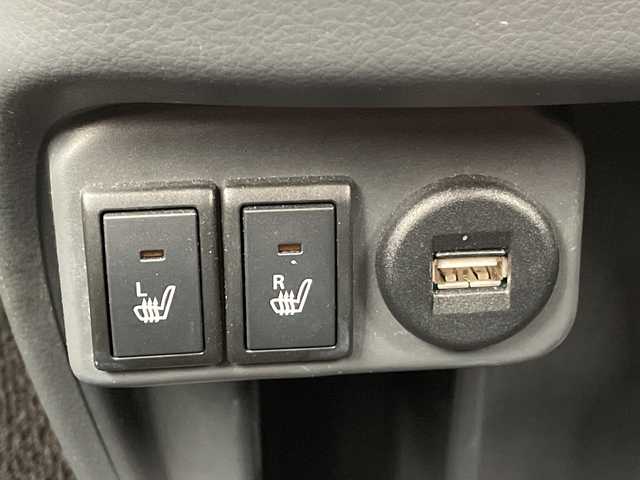 スズキ ハスラー ワンダラー 愛知県 2019(平31)年 4.5万km シフォンアイボリーメタリック/ウッディブラウン2トーンルーフ スズキセーフティサポート/全方位カメラ/純正8型ナビ/シートヒーター/ルーフレール/レーンキープアシスト/衝突軽減システム/フルセグ/CD DVD/Bluetooth/ステアリングスイッチ/スマートキー/プッシュスタート