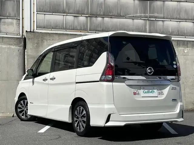 日産 セレナ ハイウェイスター Vセレクション 愛知県 2018(平30)年 8万km ブリリアントホワイトパール プロパイロット/両側パワースライドドア/純正ナビ/フルセグTV・Bluetooth・CD・DVD・AM・FM/純正フリップダウンモニター/バックカメラ/アラウンドビューモニター/インテリジェントルームミラー/インテリジェントエマージェンシーブレーキ/インテリジェントパーキングアシスト/踏み間違え衝突防止アシスト（前後方）/車線逸脱防止警報/アダプティブLEDヘッドライトシステム/ハイビームアシスト/クリアランスソナー/フォグランプ/ビルトインETC/スマートキー/プッシュスタート/純正フロアマット/純正ドアバイザー/取扱説明書/保証書/スペアスマートキー