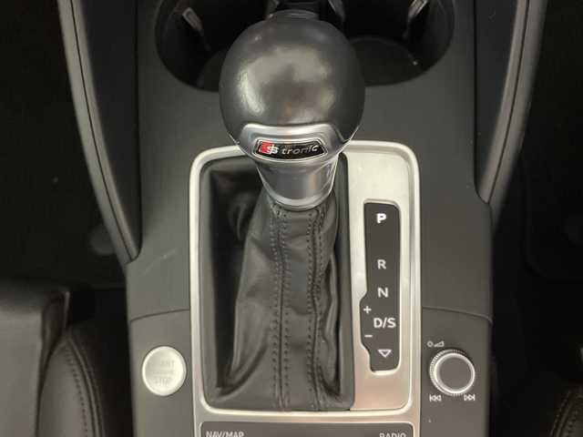 アウディ Ａ３ SB 1．4 TFSI スポーツ 福岡県 2018(平30)年 4.4万km グレー ワンオーナー/純正HDDナビ/・CD/DVD/BT/フルセグTV/・バックモニター/アウディプレセンス/革シート/・シートヒーター(D/N)/・パワーシート(D/N)/前方ドライブレコーダー/レーダー探知機/ETC/コーナーセンサー/オートブレーキホールド/LEDヘッドライト/・オートライト/・フォグランプ/アイドリングストップ/プッシュスタート/スペアキー