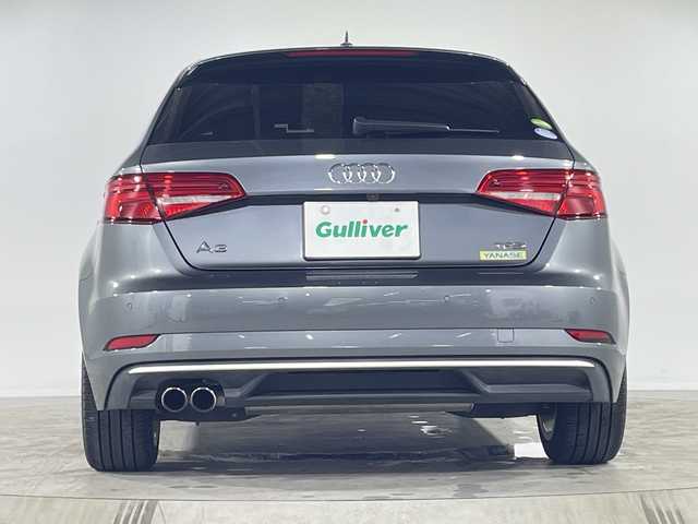 アウディ Ａ３ SB 1．4 TFSI スポーツ 福岡県 2018(平30)年 4.4万km グレー ワンオーナー/純正HDDナビ/・CD/DVD/BT/フルセグTV/・バックモニター/アウディプレセンス/革シート/・シートヒーター(D/N)/・パワーシート(D/N)/前方ドライブレコーダー/レーダー探知機/ETC/コーナーセンサー/オートブレーキホールド/LEDヘッドライト/・オートライト/・フォグランプ/アイドリングストップ/プッシュスタート/スペアキー