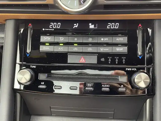 レクサス ＩＳ 300h バージョンL 福井県 2021(令3)年 5.4万km レッドマイカクリスタルシャイン サンルーフ/純正ナビゲーション/【AM/FM/CD/Bluetooth/フルセグTV】/全方位カメラ/ビルトインETC/レーダークルーズコントロール/電子パーキングブレーキ/ブレーキホールド/パワーシート（運転席/助手席）/シートヒーター（運転席/助手席）/オートライト/オートマチックハイビーム/LEDヘッドライド/プッシュスタート/スマートキー/スペアキー/カードキー/パドルシフト/取扱説明書