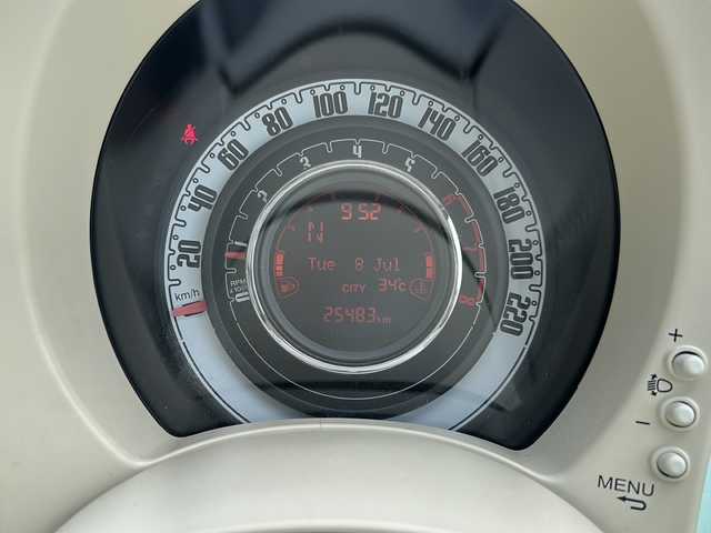 フィアット ５００ メンティーナ 長野県 2015(平27)年 2.6万km 緑 純正オーディオ/CD AM FM/コーナーセンサー(後)/ガラスルーフ/リモコンキー/横滑り防止装置/ドライブレコーダー/冬タイヤ積み込み有り/フロアマット