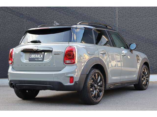 ＭＩＮＩ ミニ クロスオーバー クーパー D コーンウォールED 大分県 2020(令2)年 1.3万km グレーⅡ ワンオーナー/インテリジェントセーフティ/アダプティブクルーズコントロール/純正ナビ/Bluetooth/USB/バックカメラ/ハーフレザー/パワーバックドア/オートライト/オートワイパー/純正18インチAW/ミラー一体型ETC/ドライブレコーダ（VREC-DZ200）/社外デジタルインナーミラー