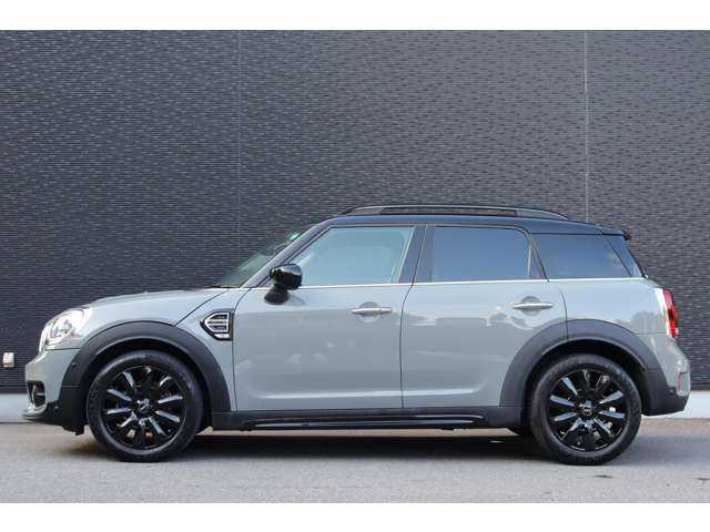 ＭＩＮＩ ミニ クロスオーバー クーパー D コーンウォールED 大分県 2020(令2)年 1.3万km グレーⅡ ワンオーナー/インテリジェントセーフティ/アダプティブクルーズコントロール/純正ナビ/Bluetooth/USB/バックカメラ/ハーフレザー/パワーバックドア/オートライト/オートワイパー/純正18インチAW/ミラー一体型ETC/ドライブレコーダ（VREC-DZ200）/社外デジタルインナーミラー