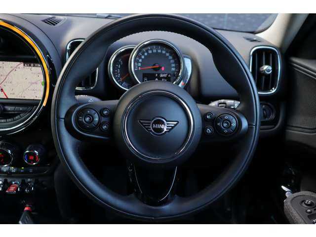 ＭＩＮＩ ミニ クロスオーバー クーパー D コーンウォールED 大分県 2020(令2)年 1.3万km グレーⅡ ワンオーナー/インテリジェントセーフティ/アダプティブクルーズコントロール/純正ナビ/Bluetooth/USB/バックカメラ/ハーフレザー/パワーバックドア/オートライト/オートワイパー/純正18インチAW/ミラー一体型ETC/ドライブレコーダ（VREC-DZ200）/社外デジタルインナーミラー