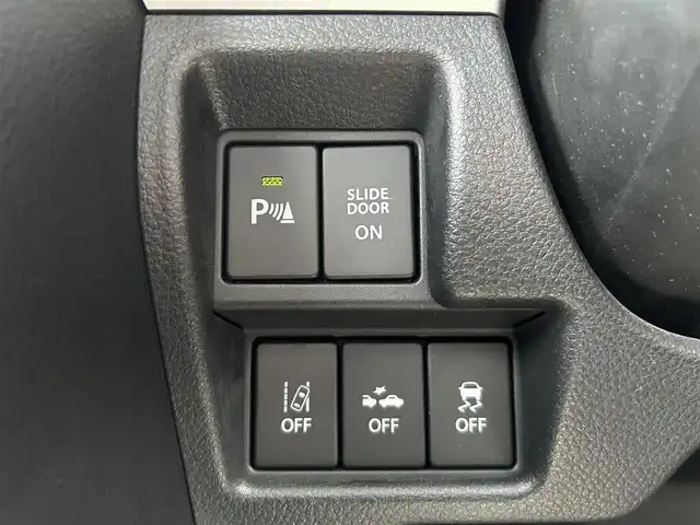 スズキ スペーシア ギア HYBRID XZターボ 岡山県 2019(平31)年 3.3万km ブルーイッシュブラックパール3 純正ナビ　　CN-RZ743W/Bluetooth、AM、FM、フルセグTV、CD、DVD/パドルシフト/両側パワースライドドア/シートバックテーブル/前席シートヒーター/クルーズコントロール（追従機能なし）/スリムサーキュレーター/後席ロールサンシェード/オートライト/レーンキープアシスト/ビルトインETC/純正フロアマット/横滑り防止装置/盗難防止装置/スズキセーフティサポート/・デュアルカメラブレーキサポート/・後退時サポートブレーキ/・車線逸脱抑制機能/・車線逸脱警報機能/・ふらつき警報/・標識認識機能/・先行車発進お知らせ機能