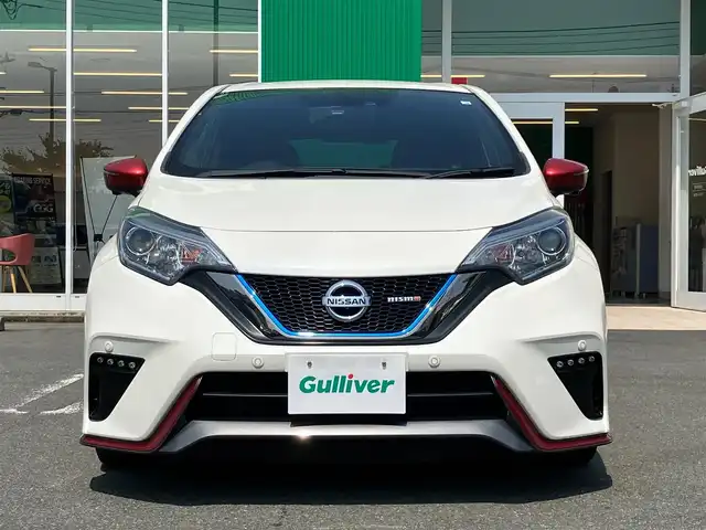 日産 ノート e－パワー ニスモ 福島県 2018(平30)年 4.7万km ブリリアントホワイトパール エンジンスタートボタン/パワーステアリング/パワーウィンドウ/スマートキー/オートエアコン/クルーズコントロール/ETC/全方位カメラ/純正ナビ（CD/DVD）/純正ドライブレコーダー/純正フロアマット/純正アルミホイール/ABS/横滑り防止装置/ナイトビジョン/コーナーセンサー前後/レーンキープアシスト/オートライト/Wエアバック/衝突軽減システム/デジタルインナーミラー/社外アルミ車載（スタッドレス）