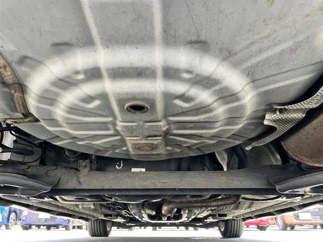 日産 ノート e－パワー ニスモ 福島県 2018(平30)年 4.7万km ブリリアントホワイトパール /エンジンスタートボタン//パワーステアリング//パワーウィンドウ//スマートキー//オートエアコン//クルーズコントロール//ETC//全方位カメラ//純正ナビ（CD/DVD）//純正ドライブレコーダー//純正フロアマット//純正アルミホイール//ABS//横滑り防止装置//ナイトビジョン//コーナーセンサー前後//レーンキープアシスト//オートライト//Wエアバック//衝突軽減システム//デジタルインナーミラー//社外アルミ車載（スタッドレス）