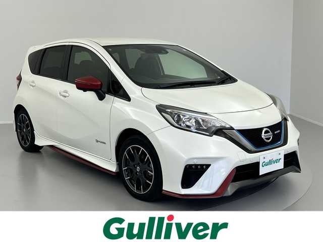 日産 ノート e－パワー ニスモ 福島県 2018(平30)年 4.7万km ブリリアントホワイトパール /エンジンスタートボタン//パワーステアリング//パワーウィンドウ//スマートキー//オートエアコン//クルーズコントロール//ETC//全方位カメラ//純正ナビ（CD/DVD）//純正ドライブレコーダー//純正フロアマット//純正アルミホイール//ABS//横滑り防止装置//ナイトビジョン//コーナーセンサー前後//レーンキープアシスト//オートライト//Wエアバック//衝突軽減システム//デジタルインナーミラー//社外アルミ車載（スタッドレス）