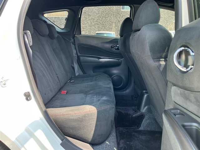 日産 ノート e－パワー ニスモ 福島県 2018(平30)年 4.7万km ブリリアントホワイトパール /エンジンスタートボタン//パワーステアリング//パワーウィンドウ//スマートキー//オートエアコン//クルーズコントロール//ETC//全方位カメラ//純正ナビ（CD/DVD）//純正ドライブレコーダー//純正フロアマット//純正アルミホイール//ABS//横滑り防止装置//ナイトビジョン//コーナーセンサー前後//レーンキープアシスト//オートライト//Wエアバック//衝突軽減システム//デジタルインナーミラー//社外アルミ車載（スタッドレス）