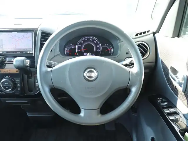日産 ルークス ハイウェイスター 神奈川県 2013(平25)年 8.4万km アメジストパープル 社外メモリナビ/フルセグテレビ/バックカメラ/ドアバイザー/プッシュスタート/片側パワースライドドア/HID純正ヘッドライト/Bluetoothオーディオ/純正フロアマット/純正14インチAW/保証書/取説/記録簿(H25/27/28/30/R2/4/5/7)/スペアキー