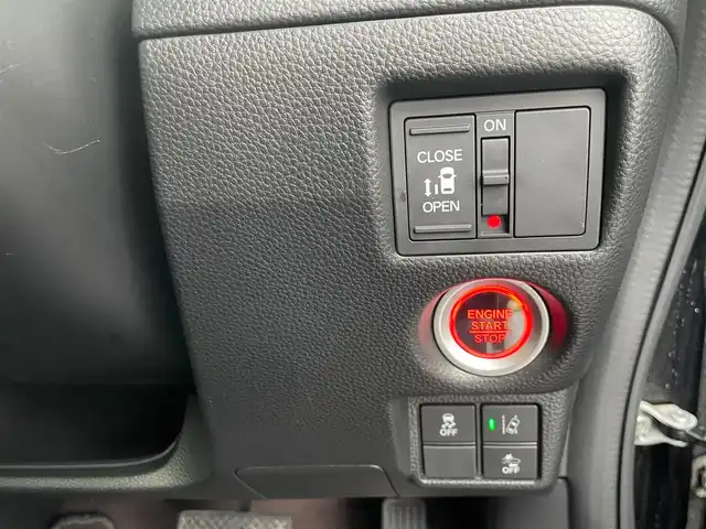 ホンダ Ｎ ＢＯＸ カスタム G L ホンダセンシング 島根県 2018(平30)年 1.1万km クリスタルブラックパール 社外SDナビ　/ワンセグTV　/ビルトインETC　/アダプティブクルーズコントロール　/衝突軽減システム　/レーンキープアシスト/革調シートカバー　　/パワースライドドア　/後方コーナーセンサー　/純正LEDライト　/純正フォグランプ/純正フロアマット/純正14インチアルミホイール/スペアキー