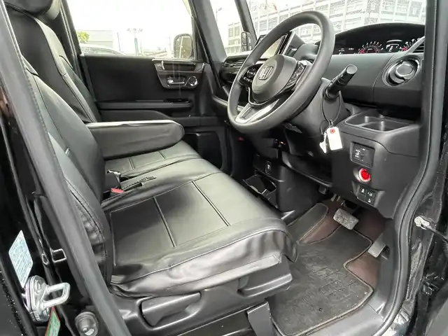 ホンダ Ｎ ＢＯＸ カスタム G L ホンダセンシング 島根県 2018(平30)年 1.1万km クリスタルブラックパール 社外SDナビ　/ワンセグTV　/ビルトインETC　/アダプティブクルーズコントロール　/衝突軽減システム　/レーンキープアシスト/革調シートカバー　　/パワースライドドア　/後方コーナーセンサー　/純正LEDライト　/純正フォグランプ/純正フロアマット/純正14インチアルミホイール/スペアキー