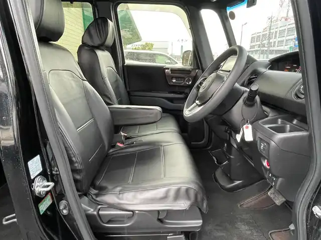 ホンダ Ｎ ＢＯＸ カスタム G L ホンダセンシング 島根県 2018(平30)年 1.1万km クリスタルブラックパール 社外SDナビ　/ワンセグTV　/ビルトインETC　/アダプティブクルーズコントロール　/衝突軽減システム　/レーンキープアシスト/革調シートカバー　　/パワースライドドア　/後方コーナーセンサー　/純正LEDライト　/純正フォグランプ/純正フロアマット/純正14インチアルミホイール/スペアキー