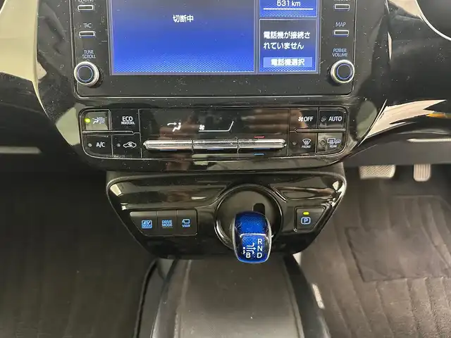 トヨタ プリウス SセーフティプラスⅡ 兵庫県 2021(令3)年 9.3万km プラチナホワイトパールマイカ 4WD/モデリスタエアロ/トヨタセーフティセンス/純正ディスプレーオーディオ＆BT/アラウンドビューモニター/ドライブレコーダー前後/純正フロアマット＆ドアバイザー/オートライト＆ハイビーム/LEDライト/レーダークルーズコントロール/ビルトインETC/純正１７inアルミホイール/スマートキー/プッシュスタート/W＆サイド＆カーテンエアバック