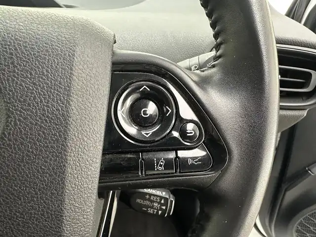 トヨタ プリウス SセーフティプラスⅡ 兵庫県 2021(令3)年 9.3万km プラチナホワイトパールマイカ 4WD/モデリスタエアロ/トヨタセーフティセンス/純正ディスプレーオーディオ＆BT/アラウンドビューモニター/ドライブレコーダー前後/純正フロアマット＆ドアバイザー/オートライト＆ハイビーム/LEDライト/レーダークルーズコントロール/ビルトインETC/純正１７inアルミホイール/スマートキー/プッシュスタート/W＆サイド＆カーテンエアバック