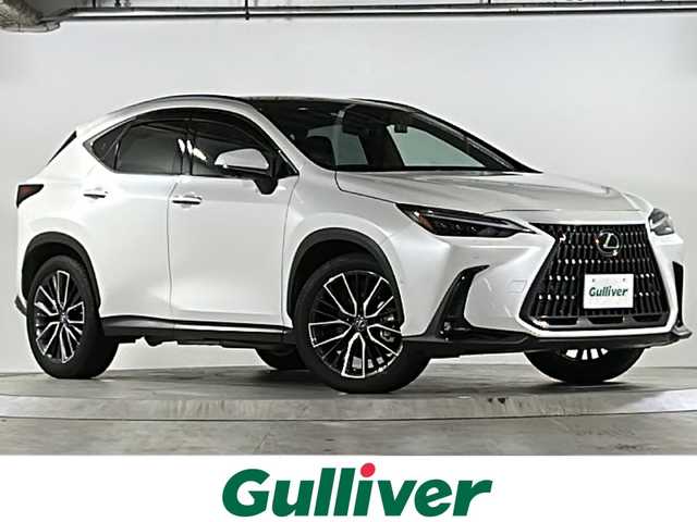 レクサス ＮＸ 350h バージョンL 広島県 2023(令5)年 1.8万km ソニッククォーツ パノラマルーフ/ルーフレール/レクサスセーフティシステム+/・プリクラッシュセーフティ/・レーダークルーズコントロール/・LTA/LCA/LDA/・RSA/・TMN/・AHS/AHB/・ドライバー異常時対応システム/BSM/クリアランスソナー/ヘッドアップディスプレイ/純正14インチデュスプレイオーディオPlus/・ナビ/フルセグ/Bluetooth/スマホ連携/USB/パノラミックビューモニター/デジタルインナーミラー/ワイヤレス充電/ステアリングヒーター/パワーシート/シートメモリー/レザーシート/シートヒーター/ベンチレーション/３眼フルLEDヘッドライト/フォグランプ/ヘッドランプクリーナー/電動パーキングブレーキ/ブレーキホールド/ヒルスタートアシスト/スペアキー/ETC２．０/前後ドライブレコーダー（DC-DR652）/AC100V100W電源