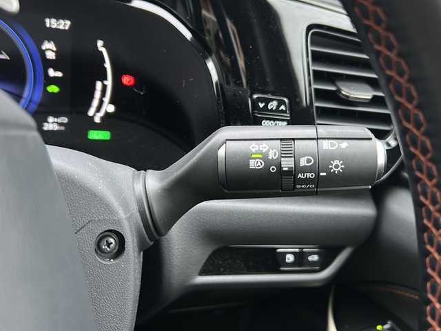 レクサス ＮＸ 350h バージョンL 広島県 2023(令5)年 1.8万km ソニッククォーツ パノラマルーフ/ルーフレール/レクサスセーフティシステム+/・プリクラッシュセーフティ/・レーダークルーズコントロール/・LTA/LCA/LDA/・RSA/・TMN/・AHS/AHB/・ドライバー異常時対応システム/BSM/クリアランスソナー/ヘッドアップディスプレイ/純正14インチデュスプレイオーディオPlus/・ナビ/フルセグ/Bluetooth/スマホ連携/USB/パノラミックビューモニター/デジタルインナーミラー/ワイヤレス充電/ステアリングヒーター/パワーシート/シートメモリー/レザーシート/シートヒーター/ベンチレーション/３眼フルLEDヘッドライト/フォグランプ/ヘッドランプクリーナー/電動パーキングブレーキ/ブレーキホールド/ヒルスタートアシスト/スペアキー/ETC２．０/前後ドライブレコーダー（DC-DR652）/AC100V100W電源