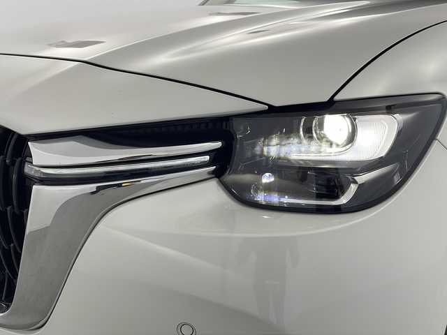 マツダ ＣＸ－６０ XD Sパッケージ 愛知県 2023(令5)年 2.9万km ロジウムホワイトプレミアムメタリック /禁煙車//セーフティクルーズパッケージ//シースルービューパッケージ//純正12.3インチナビ//フルセグTV//AppleCarPlay//ETC//純正前後ドライブレコーダー//シースルービュー付360°ビューモニター//SBS(前方検知機能・右直事故回避アシスト・交差点事故回避アシスト)//SBS-R//SBS-RC//レーンキープアシスト//緊急時車線維持支援//ブラインドスポットモニタリング//マツダレーダークルーズコントロール//交通標識認識//クルージング&トラフィックサポート//アダプティブLEDヘッドライト//オートライト//ヘッドアップディスプレイ//運転席パワーシート(ポジションメモリー付)//前席シートヒーター//純正18インチアルミホイール//純正フロアマット//純正ドアバイザー//電子パーキングブレーキ//ブレーキホールド//革巻きステアリング//ステアリングスイッチ//プッシュスタート//電動格納ミラーウィンカー//イモビライザー