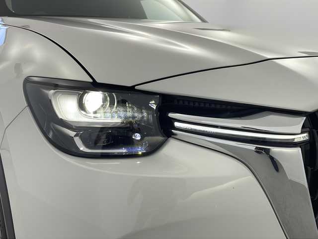 マツダ ＣＸ－６０ XD Sパッケージ 愛知県 2023(令5)年 2.9万km ロジウムホワイトプレミアムメタリック /禁煙車//セーフティクルーズパッケージ//シースルービューパッケージ//純正12.3インチナビ//フルセグTV//AppleCarPlay//ETC//純正前後ドライブレコーダー//シースルービュー付360°ビューモニター//SBS(前方検知機能・右直事故回避アシスト・交差点事故回避アシスト)//SBS-R//SBS-RC//レーンキープアシスト//緊急時車線維持支援//ブラインドスポットモニタリング//マツダレーダークルーズコントロール//交通標識認識//クルージング&トラフィックサポート//アダプティブLEDヘッドライト//オートライト//ヘッドアップディスプレイ//運転席パワーシート(ポジションメモリー付)//前席シートヒーター//純正18インチアルミホイール//純正フロアマット//純正ドアバイザー//電子パーキングブレーキ//ブレーキホールド//革巻きステアリング//ステアリングスイッチ//プッシュスタート//電動格納ミラーウィンカー//イモビライザー