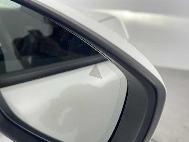 マツダ ＣＸ－６０ XD Sパッケージ 愛知県 2023(令5)年 2.9万km ロジウムホワイトプレミアムメタリック /禁煙車//セーフティクルーズパッケージ//シースルービューパッケージ//純正12.3インチナビ//フルセグTV//AppleCarPlay//ETC//純正前後ドライブレコーダー//シースルービュー付360°ビューモニター//SBS(前方検知機能・右直事故回避アシスト・交差点事故回避アシスト)//SBS-R//SBS-RC//レーンキープアシスト//緊急時車線維持支援//ブラインドスポットモニタリング//マツダレーダークルーズコントロール//交通標識認識//クルージング&トラフィックサポート//アダプティブLEDヘッドライト//オートライト//ヘッドアップディスプレイ//運転席パワーシート(ポジションメモリー付)//前席シートヒーター//純正18インチアルミホイール//純正フロアマット//純正ドアバイザー//電子パーキングブレーキ//ブレーキホールド//革巻きステアリング//ステアリングスイッチ//プッシュスタート//電動格納ミラーウィンカー//イモビライザー