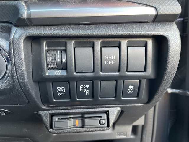 スバル フォレスター ハイブリッド X－ブレイク 福井県 2021(令3)年 5.2万km マグネタイトグレーメタリック ワンオーナー/４WD/純正HDDナビ/・Bluetooth/CD/DVD/TV/USB入力端子/ipod/AUX/社外ビルトインETC/バック、サイドカメラ/純正フロアマット/パワーシートD+N席/ハーフレザーシート/シートヒーター全席/ハンドルヒーター/純正17インチAW/AFS /コーナーセンサー後のみ/レーンキープアシスト/LEDオートライト/フォグランプ/エアバックW+サイド/衝突被害軽減システム/ドアバイザー/社外スタッドレスタイヤ積込み/スペアキー１本/シートメモリー