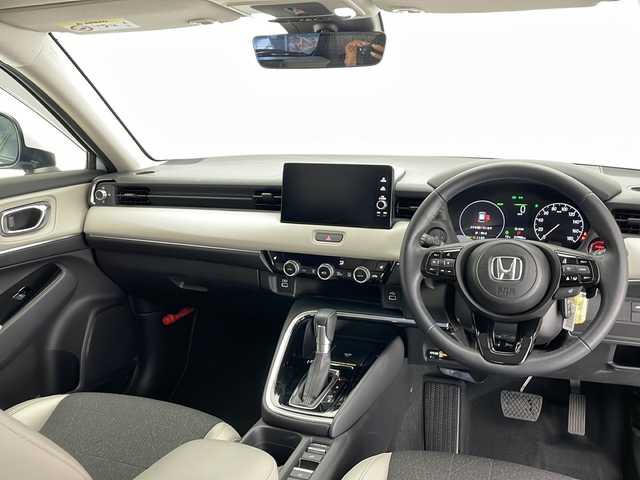 ホンダ ヴェゼル ハイブリッド e:HEV Z 長野県 2024(令6)年 2万km プレミアムサンライトホワイトパール 4WD/寒冷地仕様/ホワイトレザー/純正ナビ/（フルセグ/Bluetooth/AppleCarPlay/AndroidAuto)/バックカメラ/ビルトインETC2.0/衝突軽減ブレーキ/レーンキープアシスト/レーダークルーズコントロール/ブラインドスポットモニター/前後コーナーセンサー/ブラインドスポットモニター/電動リアゲート/踏み間違い防止/前席シートヒーター/ステアリングヒーター/置くだけ充電/電動パーキング/ステアリングスイッチ/スマートキー/スペアキー