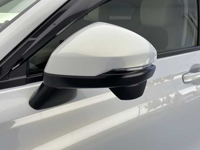 ホンダ ヴェゼル ハイブリッド e:HEV Z 長野県 2024(令6)年 2万km プレミアムサンライトホワイトパール 4WD/寒冷地仕様/ホワイトレザー/純正ナビ/（フルセグ/Bluetooth/AppleCarPlay/AndroidAuto)/バックカメラ/ビルトインETC2.0/衝突軽減ブレーキ/レーンキープアシスト/レーダークルーズコントロール/ブラインドスポットモニター/前後コーナーセンサー/ブラインドスポットモニター/電動リアゲート/踏み間違い防止/前席シートヒーター/ステアリングヒーター/置くだけ充電/電動パーキング/ステアリングスイッチ/スマートキー/スペアキー