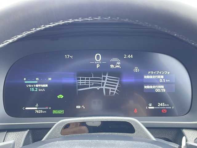 トヨタ クラウン Z 山口県 2024(令6)年 0.8万km プレシャスホワイトパール ワンオーナー/ディスプレイオーディオ（コネクティッドナビ対応）Plus/・AM/FM/USB/Bluetooth/Miracast/フルセグテレビ/ETC2.0/アラウンドビューモニター/トヨタチームメイト/ブラインドスポットモニター/デジタルインナーミラー/純正フロアマット/19インチ純正アルミホイール/レザーシート/前席・後席シートヒーター/前席・後席シートベンチレーション/後席リフレッシュシート/サンシェード/電動リアゲート/電動パーキングブレーキ/オートブレーキホールド/LEDヘッドランプ/オートライト/Toyota Safety Sense/・プリクラッシュセーフティ/・緊急時操舵支援/・レーントレーシングアシスト/・レーダークルーズコントロール/・アダプティブハイビームシステム/取扱説明書/保証書