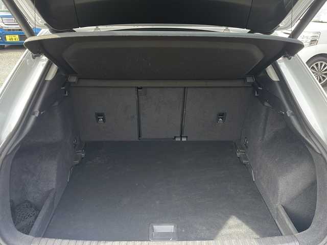 アウディ Ｑ３ スポーツバック 35TFSI 東京都 2020(令2)年 4万km 白 純正メモリナビ/フルセグテレビ/Bluetooth/バックカメラ/全方位カメラ/ウィンカーミラー/クルーズコントロール/プッシュスタート/パワーバックドア/ビルトインETC2.0/LEDヘッドライト/D/Nパワーシート/前後コーナーセンサー/オートホールドブレーキ/置くだけ充電/前後ドライブレコーダー/パドルシフト/USBポート/ルーフキャリア