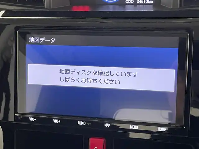 トヨタ ルーミー カスタムG 愛知県 2023(令5)年 2.5万km プラムブラウンパールクリスタルシャイン 純正９型ナビ　全方位カメラ　両側パワスラ　禁煙　フルセグ　DVD　スマアシ　追従クルコン　ドラレコ　ETC　コーナーセンサー　LEDオートライト　フォグ　オートハイビーム　USB　衝突軽減　純正マット　Bluetooth　アイドリングストップ　スマートキー　プッシュスタート