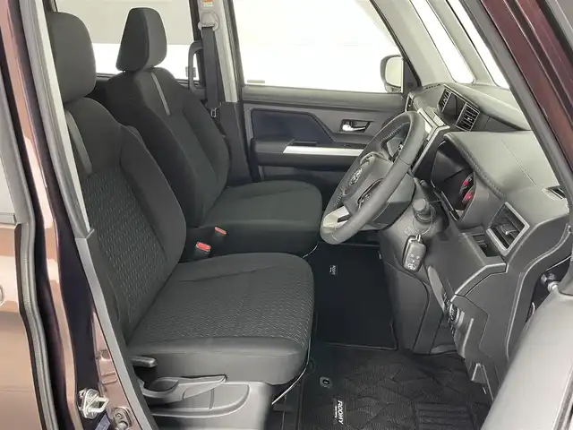 トヨタ ルーミー カスタムG 愛知県 2023(令5)年 2.5万km プラムブラウンパールクリスタルシャイン 純正９型ナビ　全方位カメラ　両側パワスラ　禁煙　フルセグ　DVD　スマアシ　追従クルコン　ドラレコ　ETC　コーナーセンサー　LEDオートライト　フォグ　オートハイビーム　USB　衝突軽減　純正マット　Bluetooth　アイドリングストップ　スマートキー　プッシュスタート