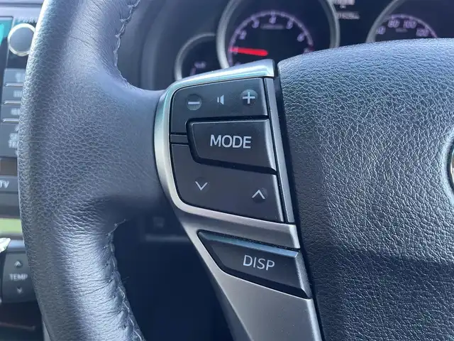 トヨタ マークＸ PREMIUM Four 新潟県 2013(平25)年 10.2万km ホワイトパールクリスタルシャイン 4WD/純正HDDナビ（Bluetooth/DTV/FM/AM）/ワンオーナー/バックカメラ/ハーフレザー/D/N席パワーシート/前後コーナーセンサー/D/N席シートヒーター/LEDヘッドライト/オートライト/ビルトインETC/純正16インチアルミホイール/スペアキー×1/スマートキー/プッシュスタート