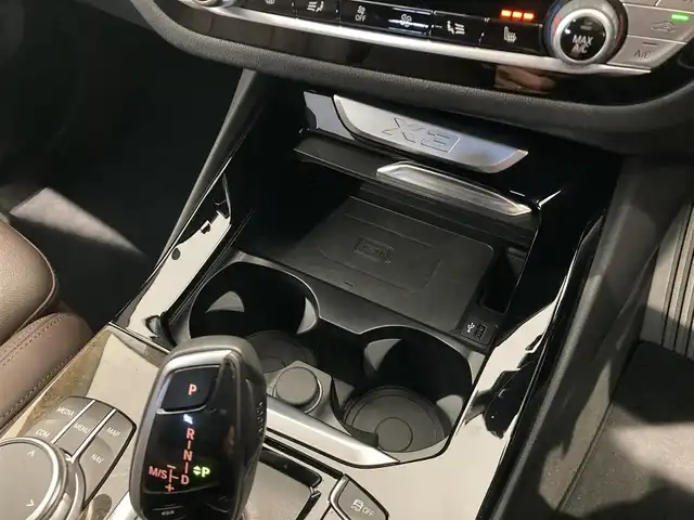 ＢＭＷ Ｘ３ xDrive20d Mスポーツ 熊本県 2021(令3)年 4.6万km アルピンホワイトⅢ ・スマートキー/・プッシュスタート/・インテリジェントセーフティ/・パーキングアシスト/・PDC自動起動/・アクティブPDC緊急ブレーキ/・注意喚起アシスタント/・ハイビームアシスト/・クルーズコントロール(追従式)/・茶革シート/・前席パワーシート/・全席シートヒーター/・純正HDDナビ/　【Bluetooth・USB・AppleCarPlay・AndroidAuto】/・フルセグTV/・全方位カメラ/・ETC/・ドライブレコーダー(前後録画)/・パワーバックドア/・LEDヘッドランプ/・LEDフォグランプ/・純正マット/・保証書/取説