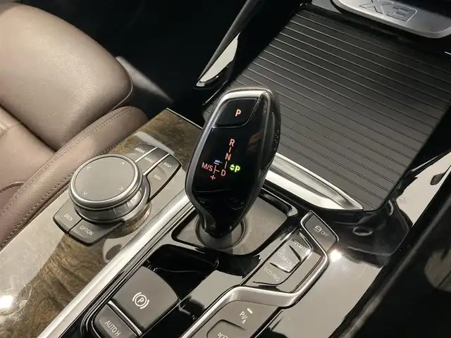 ＢＭＷ Ｘ３ xDrive20d Mスポーツ 熊本県 2021(令3)年 4.6万km アルピンホワイトⅢ ・スマートキー/・プッシュスタート/・インテリジェントセーフティ/・パーキングアシスト/・PDC自動起動/・アクティブPDC緊急ブレーキ/・注意喚起アシスタント/・ハイビームアシスト/・クルーズコントロール(追従式)/・茶革シート/・前席パワーシート/・全席シートヒーター/・純正HDDナビ/　【Bluetooth・USB・AppleCarPlay・AndroidAuto】/・フルセグTV/・全方位カメラ/・ETC/・ドライブレコーダー(前後録画)/・パワーバックドア/・LEDヘッドランプ/・LEDフォグランプ/・純正マット/・保証書/取説