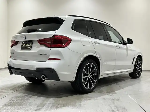 ＢＭＷ Ｘ３ xDrive20d Mスポーツ 熊本県 2021(令3)年 4.6万km アルピンホワイトⅢ ・スマートキー/・プッシュスタート/・インテリジェントセーフティ/・パーキングアシスト/・PDC自動起動/・アクティブPDC緊急ブレーキ/・注意喚起アシスタント/・ハイビームアシスト/・クルーズコントロール(追従式)/・茶革シート/・前席パワーシート/・全席シートヒーター/・純正HDDナビ/　【Bluetooth・USB・AppleCarPlay・AndroidAuto】/・フルセグTV/・全方位カメラ/・ETC/・ドライブレコーダー(前後録画)/・パワーバックドア/・LEDヘッドランプ/・LEDフォグランプ/・純正マット/・保証書/取説