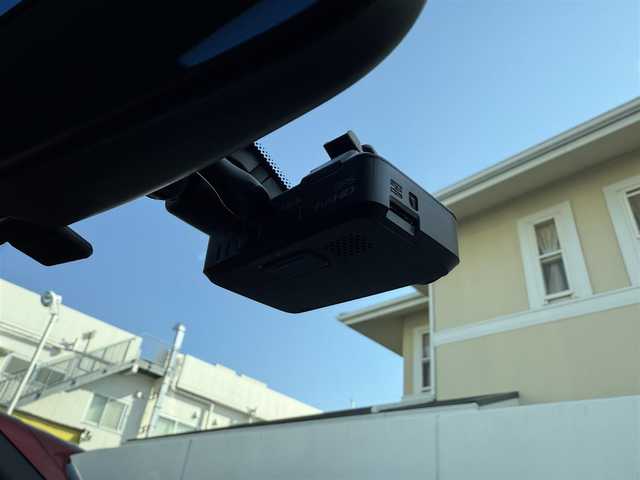 日産 ノート ニスモS 愛知県 2017(平29)年 8.5万km ブリリアントホワイトパール /ワンオーナー//純正SDメモリナビ//純正フルセグTV//SD/AM/FM/BT/CD/DVD/AUX//バックカメラ//ETC2.0//純正ドライブレコーダー//横滑り防止装置//リアウィンドウデフォッガー//ステアスイッチ//純正LEDオートライト//フロントフォグランプ//純正17インチアルミホイール//純正フロアマット//純正ドアバイザー//電格ミラー//ISOFIX//イモビライザー//ダブルエアバック//スマートキー//スペアキー1本//取扱説明書//ナビ説明書//保証書//ディーラー記録簿(H29/H30/R1/R2/R3/R4/R5/R6)