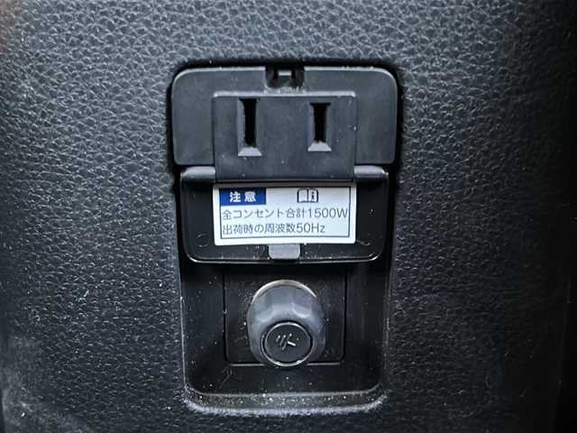 トヨタ アクア G 千葉県 2022(令4)年 5.6万km アーバンカーキ ワンオーナー/トヨタセーフティセンス/・衝突軽減ブレーキ/・レーンキープアシスト/・前後コーナーセンサー/・レーダークルーズコントロール/純正メモリーナビゲーション/【Bluetooth・フルセグTV・Miracast】/全方位カメラ/USB入力端子/エンジンプッシュスタート/・スマートキー/・スペアキー/LEDヘッドライト/・オートライト/・オートハイビーム/前後ドライブレコーダー/ETC2.0/後席AC電源コンセント/ステアリングリモコン/横滑り防止装置/純正フロアマット/保証書/取扱説明書/記録薄