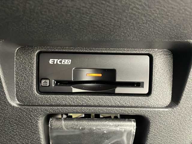 日産 オーラ G レザーエディション 熊本県 2024(令6)年 0.3万km ダークメタルグレー 純正9型ナビ/フルセグテレビ/Bluetooth/USB/HDMI/全方位カメラ/コーナーセンサー/BOSEサラウンドシステム/黒革シート/置くだけ充電/電子パーキング/オートホールド/エマージェンシーブレーキ/レーンキープアシスト/ブラインドスポットモニター/プロパイロット/インテリジェントルームミラー/ビルトインETC2.0/純正マット/ドアバイザー/スマートキー/スペアキー/プッシュスタート/LEDライト/オートライト/フォグライト/オートハイビームアシスト