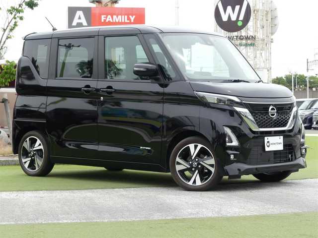日産 ルークス HWS Gターボ プロパイロットED 千葉県 2022(令4)年 1万km ブラック エマージェンシーブレーキ/プロパイロット/インテリジェントクルーズコントロール/ハンズフリー両側パワースライドドア/純正コネクトナビ/地デジTV/【Bluetooth接続】/アラウンドビューモニター/ドライブレコーダー（DH5-D）/革巻きステアリング/ステアリングスイッチ/LEDヘッドライト/フォグライト/ウインカーミラー/コーナーセンサー/純正15インチアルミホイル/サイド/カーテンエアバッグ/インテリジェントキー