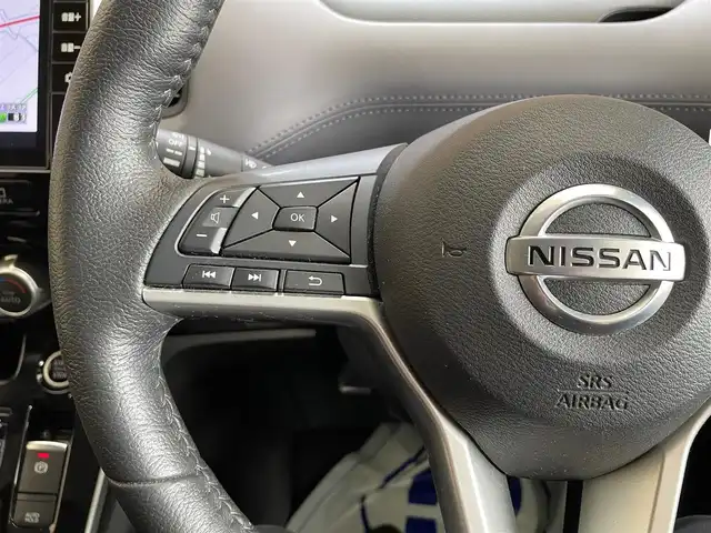 日産 セレナ ハイウェイスター V 岩手県 2020(令2)年 11.3万km ダークメタルグレー ４WD/プロパイロット/ハンズフリーパワースライドドア/シートヒーター/ステアリングヒーター/全方位カメラ/パーキングアシスト/後席モニター/レーンアシスト/コーナーセンサー/クルーズコントロール/エマージェンシーブレーキ/ドライブレコーダー/エンジンスターター/ETC/オートハイビーム/純正ナビ（Bluetooth CD DVD Blu-ray　フルセグ）/オートホールドブレーキ/横滑り防止装置/LEDヘッドライト/社外１５インチアルミホイール/ステアリングスイッチ/アイドリングストップ/３列シート/シートバックテーブル