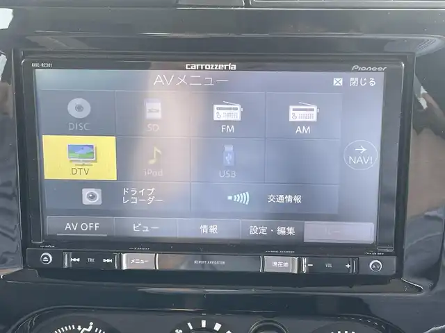 スズキ ジムニー ランドベンチャー 長野県 2018(平30)年 5万km ブルーイッシュブラックパール3 社外ナビ（FM/AM、CD、DVD）/バックカメラ/ワンセグテレビ/ETC/前方ドライブレコーダー/純正フロアマット/背面タイヤ/ダブルエアバック/革ステアリング/キセノンヘッドライト/スペアキー（１本）/純正16AW/保証書、取扱説明書