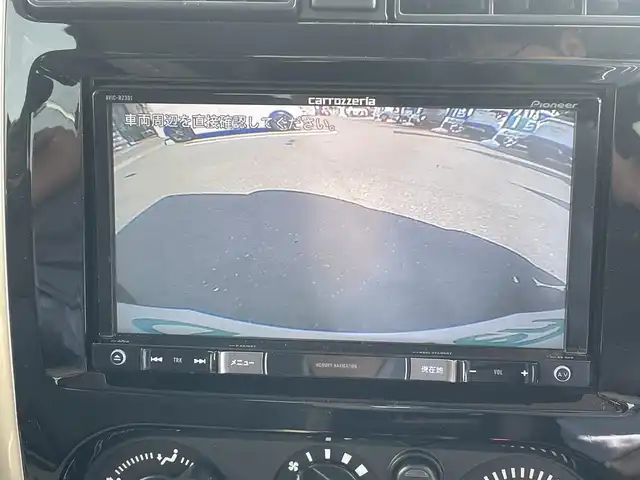 スズキ ジムニー ランドベンチャー 長野県 2018(平30)年 5万km ブルーイッシュブラックパール3 社外ナビ（FM/AM、CD、DVD）/バックカメラ/ワンセグテレビ/ETC/前方ドライブレコーダー/純正フロアマット/背面タイヤ/ダブルエアバック/革ステアリング/キセノンヘッドライト/スペアキー（１本）/純正16AW/保証書、取扱説明書
