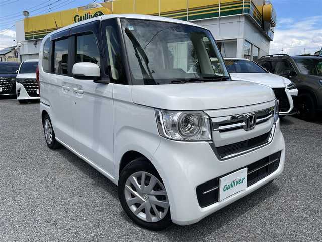 ホンダ Ｎ ＢＯＸ L ターボ 埼玉県 2021(令3)年 1.8万km プラチナホワイトパール ワンオーナー/ターボ/純正メモリーナビ＆ＣＤ＆ＢＴ/バックカメラ/ビルトインＥＴＣ/前後ドライブレコーダー/衝突被害軽減システム/レーンキープアシスト/レーダークルーズコントロール/ステアリングリモコン/革巻きステアリング/パドルシフト/両側パワースライドドア/リアコーナーセンサー/オートライト/ＬＥＤライト/ウィンカーミラー/電動格納ミラー/スマートキー/プッシュスタート/Wエアバッグ/横滑り防止装置/ＡＢＳ/ドアバイザー/フロアマット/新車保証書/取扱説明書/ナビ取扱説明書/スマートスペアキー有